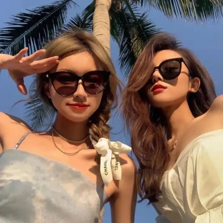 拜倒迷你裙粤语海报