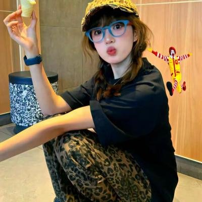 铁血战士:杀戮之王海报